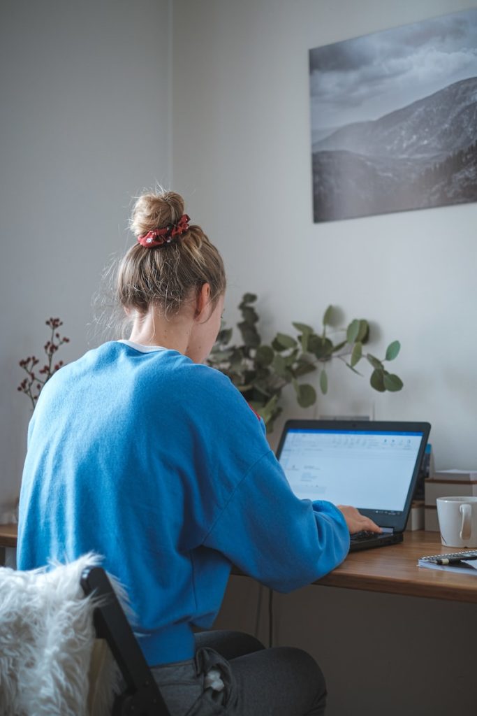 faire des exercices d'écriture